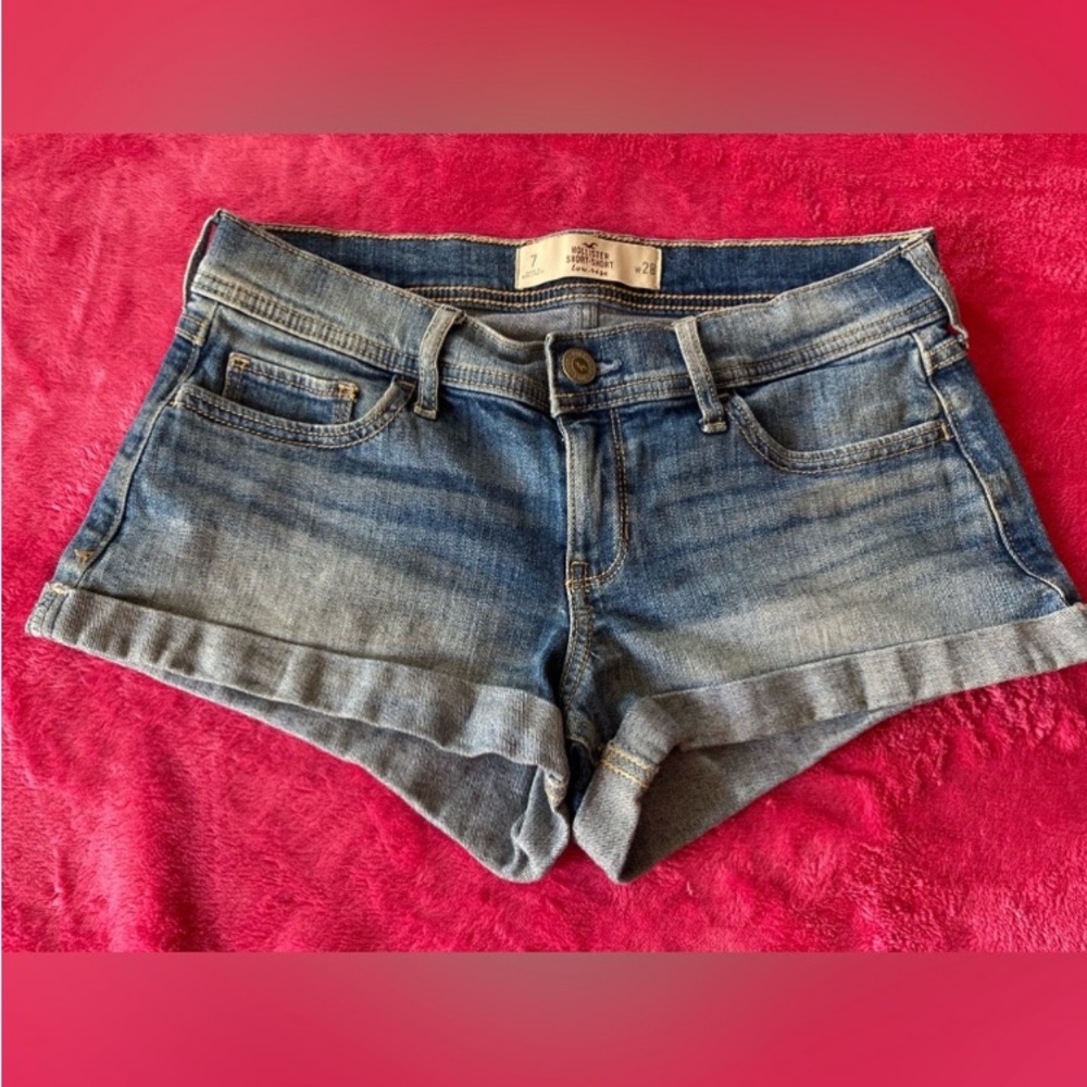HOLLISTER GIRLS LOW RISE JEANS SHORT SHORTS 💕WAIST 28💕